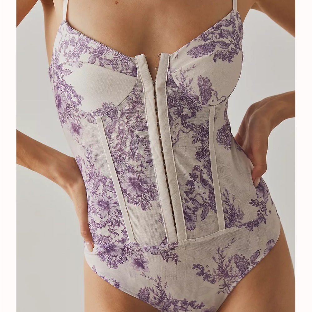 Free People Night Rhythm Printed Bodysuit in Ivory — size small NEW